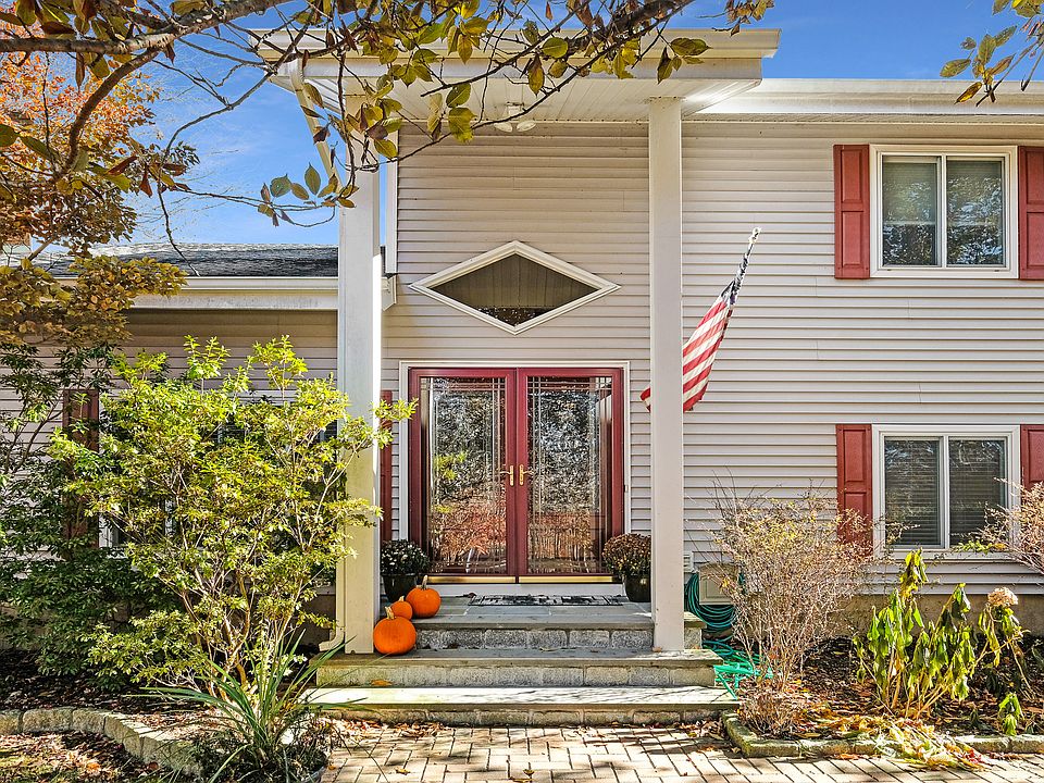 1st image of 2096 Lavoie Ct