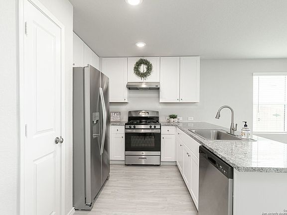 3rd image of 5352 Forbs Ln