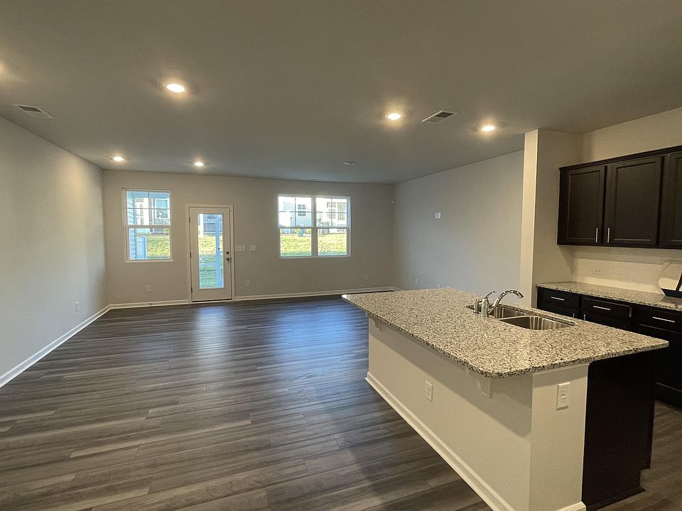 1st image of 1023 Gemma Ln