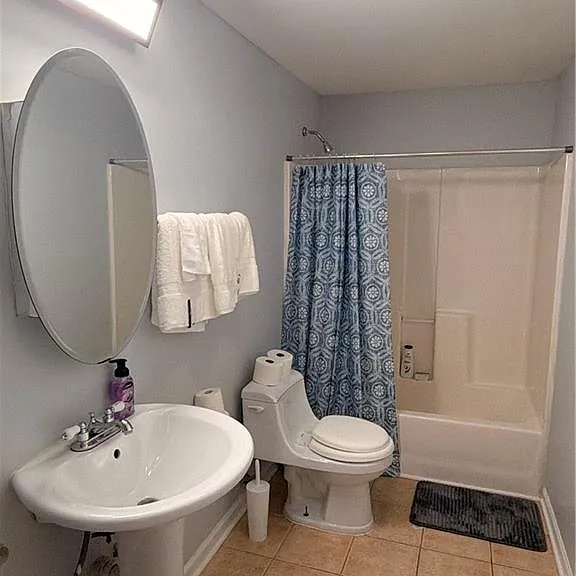 3390 Rozena Way — Photo 17