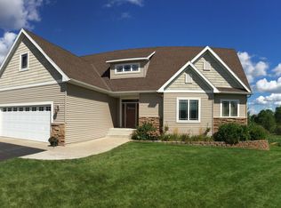 601 Kendall Ct, Sartell, MN 56377