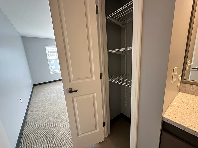 The Ridge at Eastern Trails Apartments — Photo 35