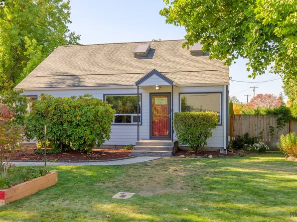 390 Foch St, Eugene, OR 97402