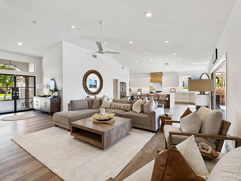 45163 Crystal Springs Dr — Photo 44