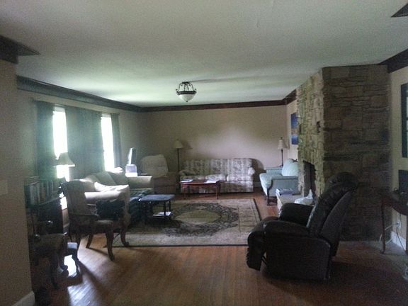 3rd image of 3206 And 3208 Campbell St