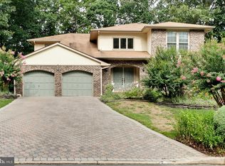 16 Roland Ct, Cherry Hill, NJ 08003