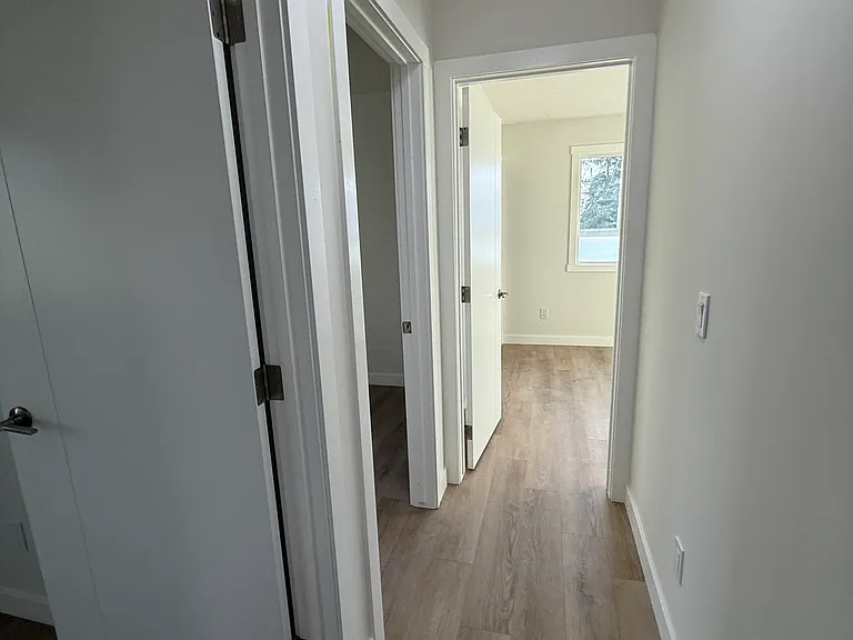 1505 36th St SE — Photo 11