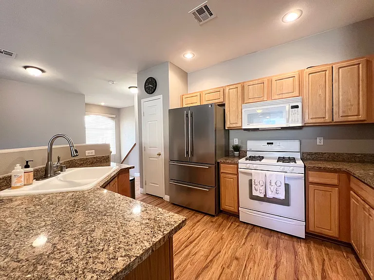 3555 Meridale Dr #2150 — Photo 6