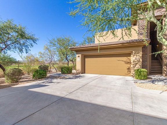2 Car Garage/End Unit