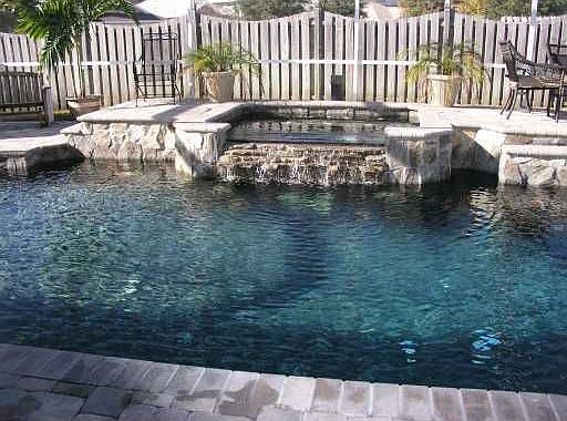 Custom Pool & Spa