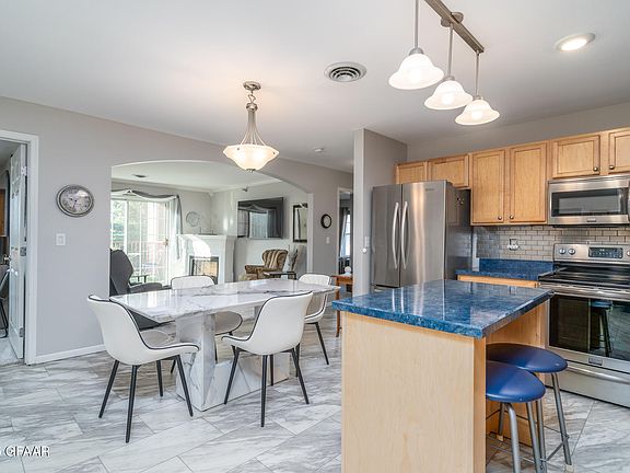 3rd image of 4600 S Washington St APT 122