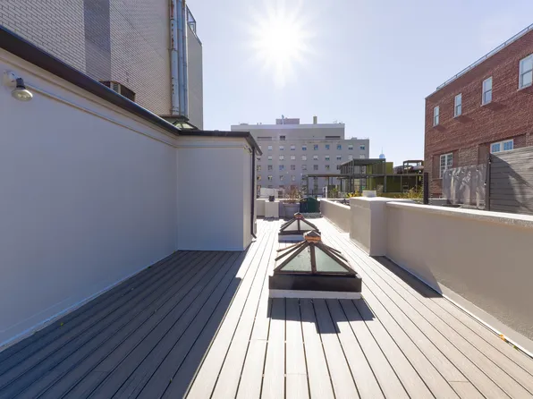 310 East 15th Street image 11 of 17