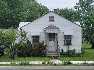 303 S Oak St, Rolla, MO 65401