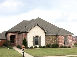 135 Greenfield Ridge Dr, Brandon, MS 39042