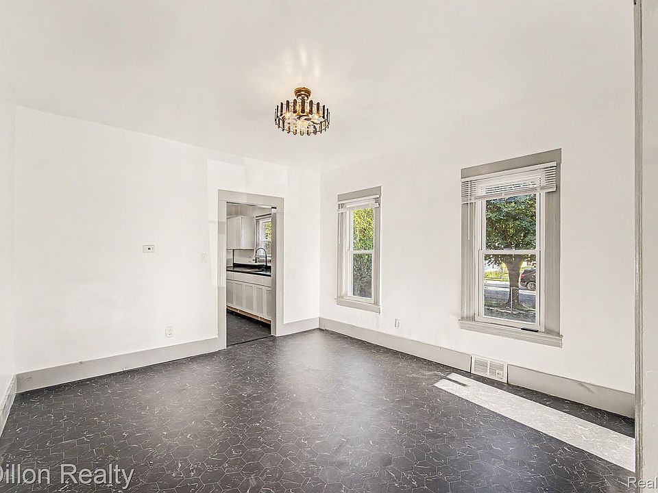 92 Brownlee St, photo 9