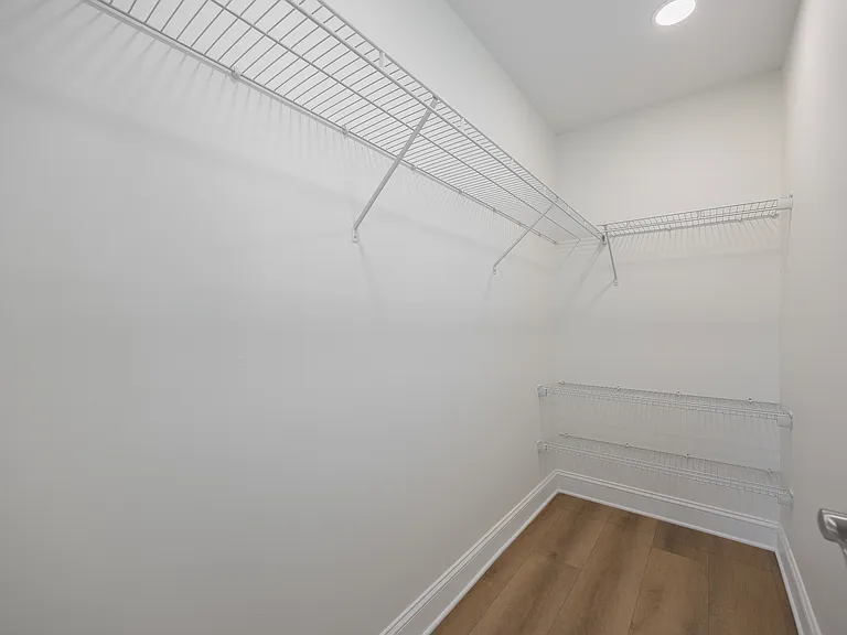 1574 Dyer Rd — Photo 34