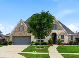 1001 Myers Park Trl, Roanoke, TX 76262