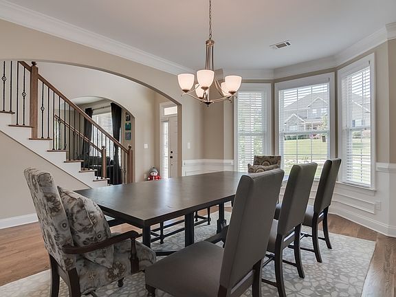 5th image of 4028 Stowe Dr
