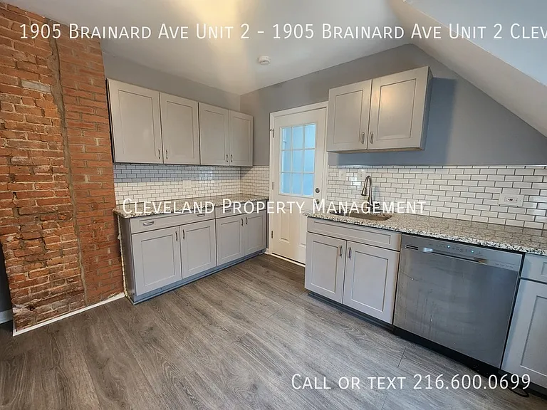 1905 Brainard Ave #2 — Photo 3