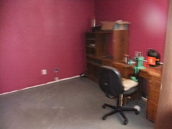 BASEMENT OFFICE