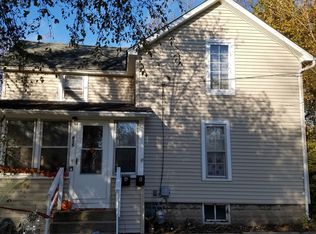 615 S Locust St, Sycamore, IL 60178