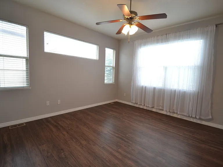 2721 Crooked Vine Ct — Photo 10