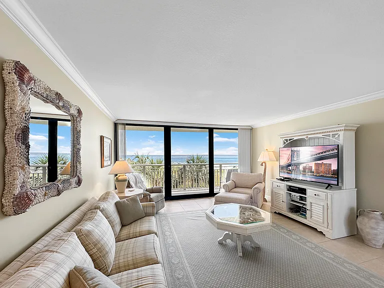 3000 N Ocean Dr #4F — Photo 3