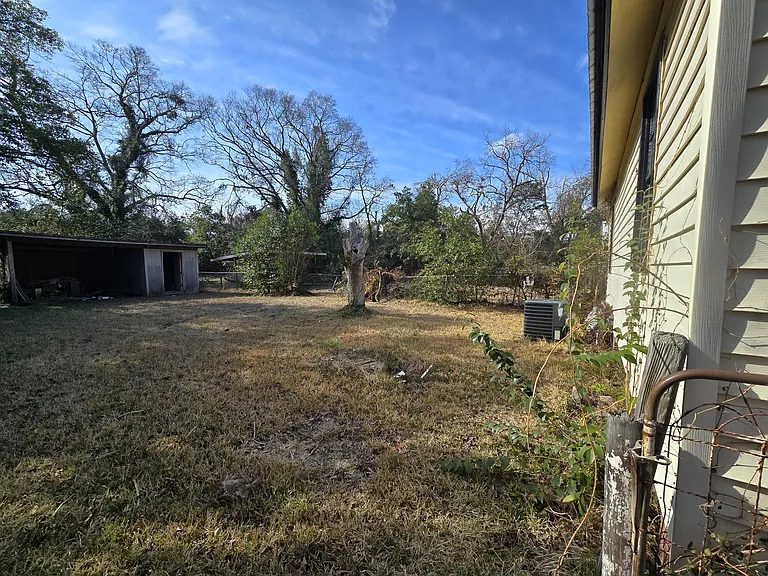 1520 Koger St — Photo 11
