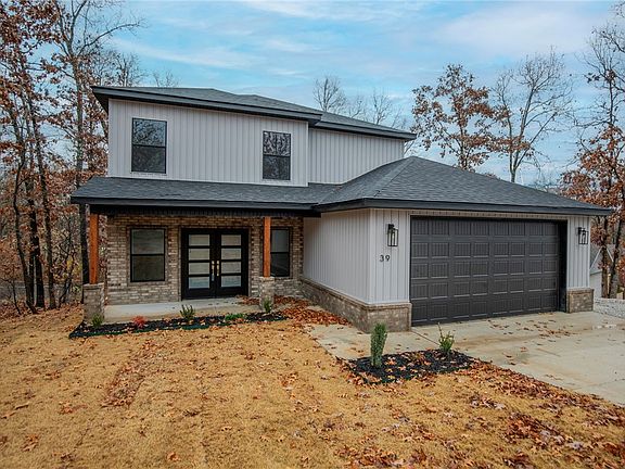 4th image of 39 Sunderland Dr