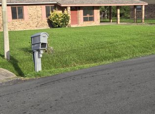 3900 Cypress St, Moss Point, MS 39563