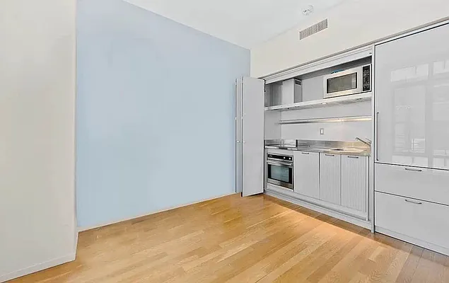 Rented by Luxhome LLC | media 6