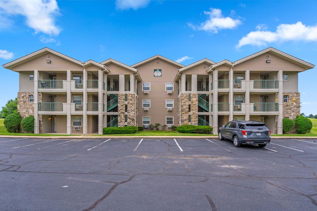 110 W Rockford Drive #A6, Branson, MO - View 4
