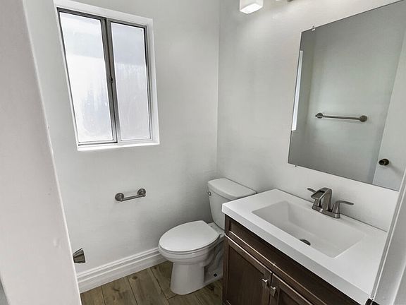 5th image of 260 Victoria St #0