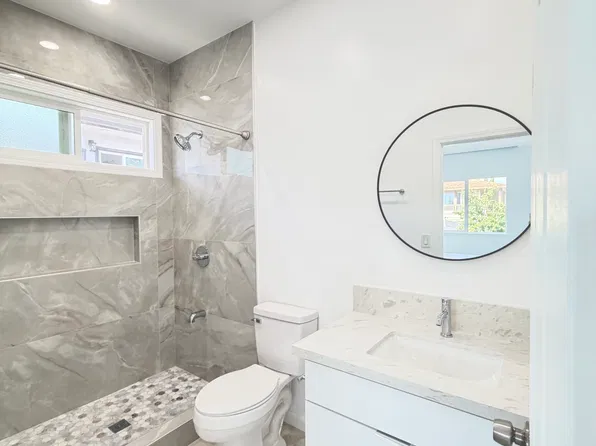 4410 Laakea St, Honolulu, HI 96818