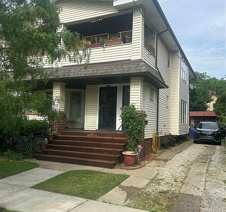 1st image of 1283 W 89th St