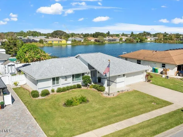 2800 Raintree Lake Cir, Merritt Island, FL 32953