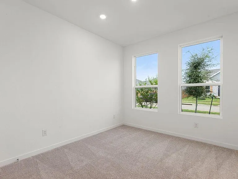 6411 Symphony Wave Dr — Photo 17