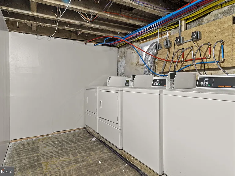 5237 Chester Ave #2 — Photo 30