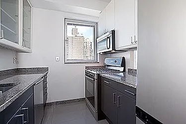 Rented by Domus Realty