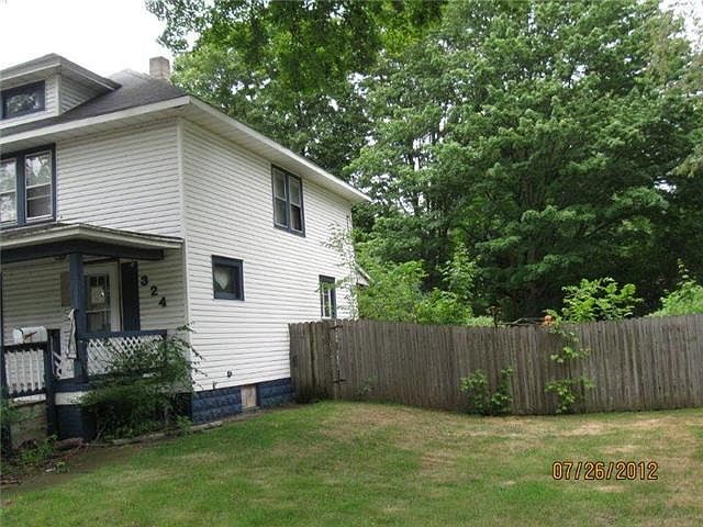 2nd image of 324 S Hooker Ave