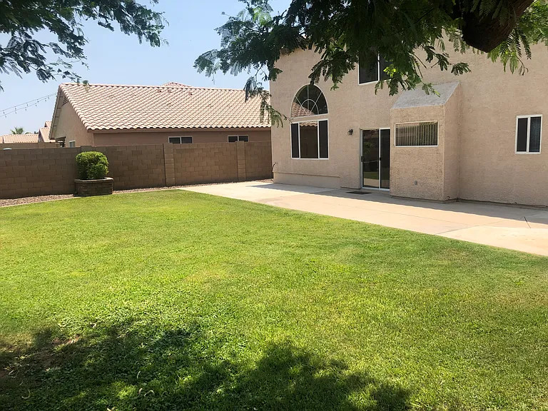 9620 W Sunnyslope Ln — Photo 10