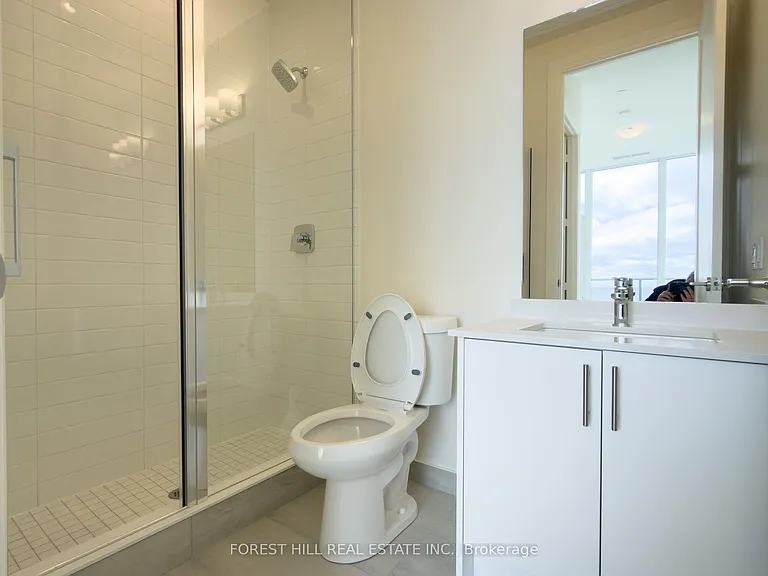 27 Korda Gate #Penthouse 108 — Photo 15