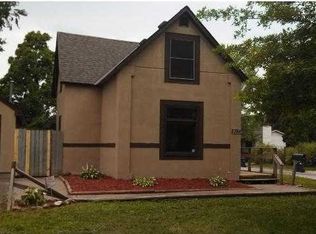 2384 12th Ave E, North Saint Paul, MN 55109