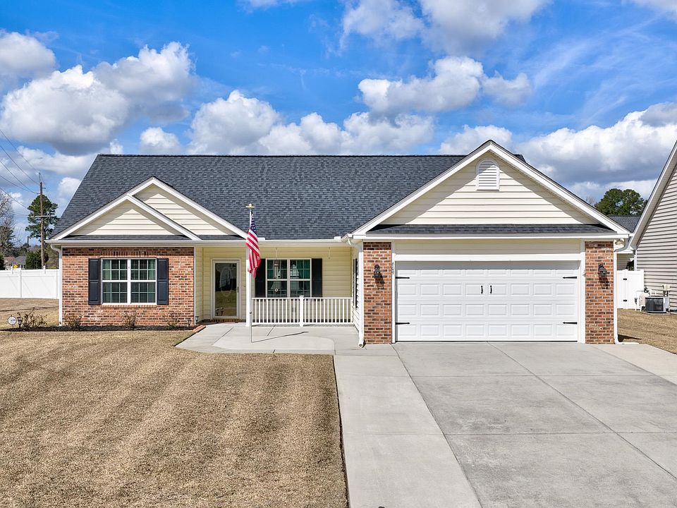 1st image of 609 Fieldwoods Dr.