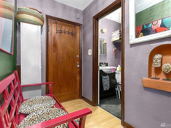 3rd image of 1623 Taylor Ave N APT 103