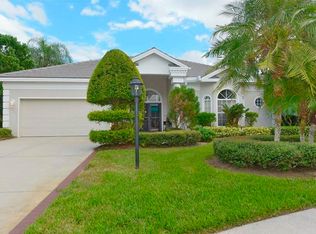 7809 Wilton Crescent Cir, University Park, FL 34201