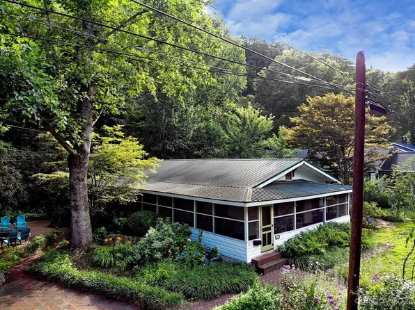 164 Southside Dr, Lake Lure, NC 28746