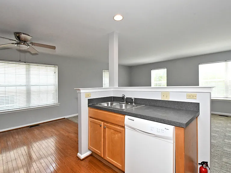 1028 Balley Dr — Photo 14