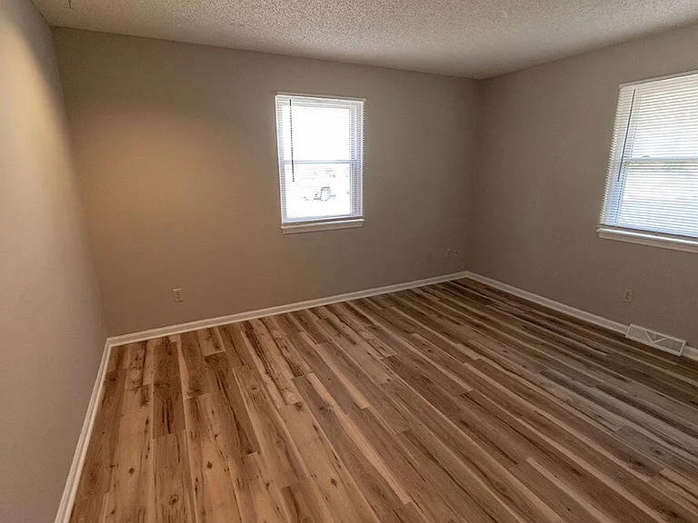 3716 Hermitage Rd — Photo 11