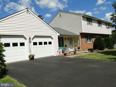 1530 Gateway Dr, Quakertown, PA, 18951